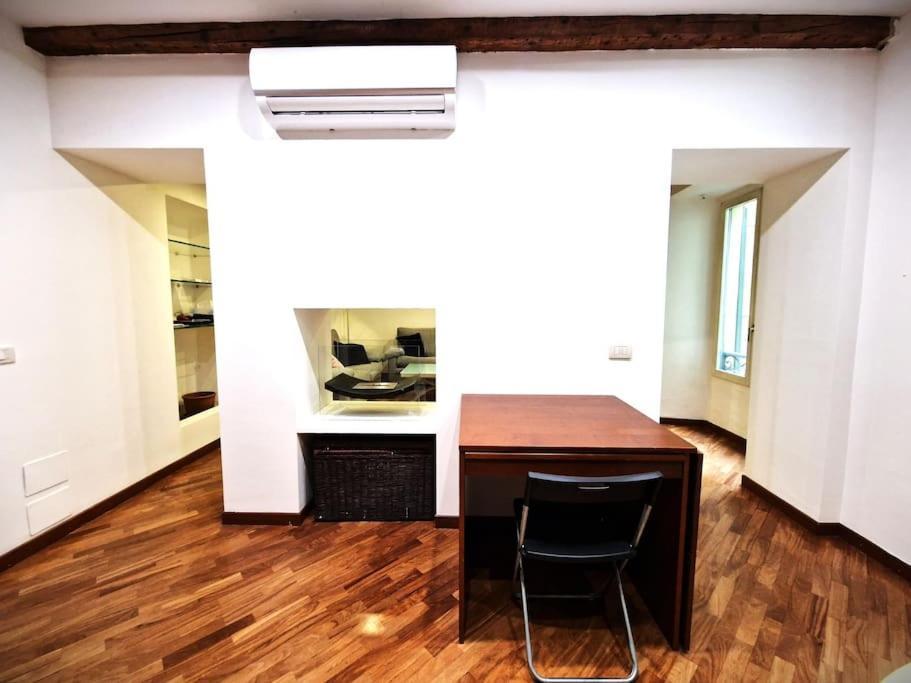 Magnifico Appartamento Ristrutturato Milano Exterior foto