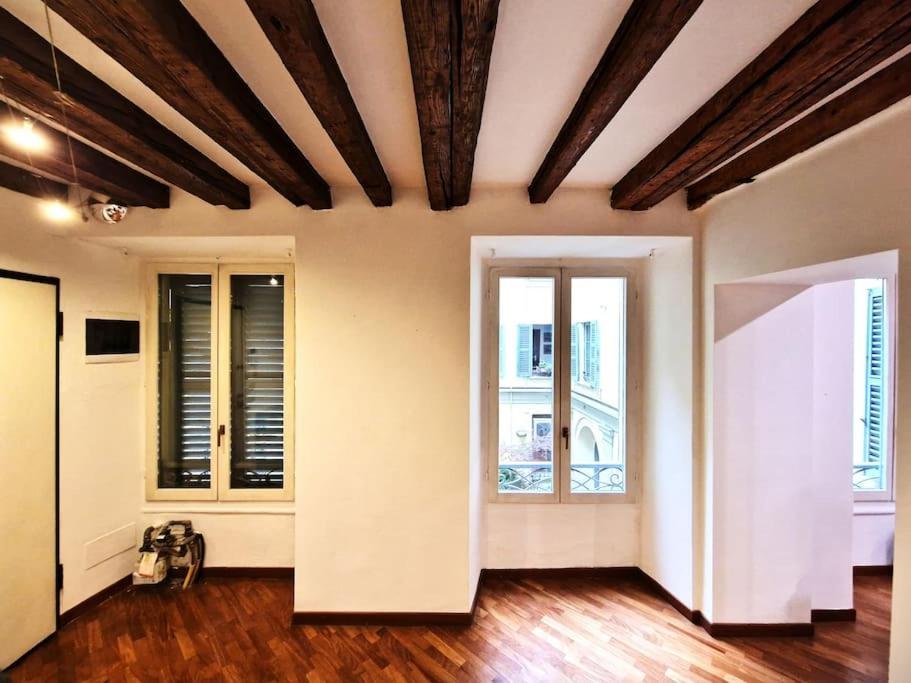 Magnifico Appartamento Ristrutturato Milano Exterior foto