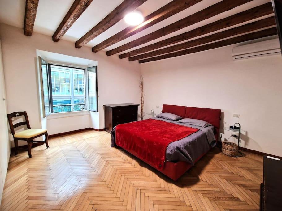 Magnifico Appartamento Ristrutturato Milano Exterior foto